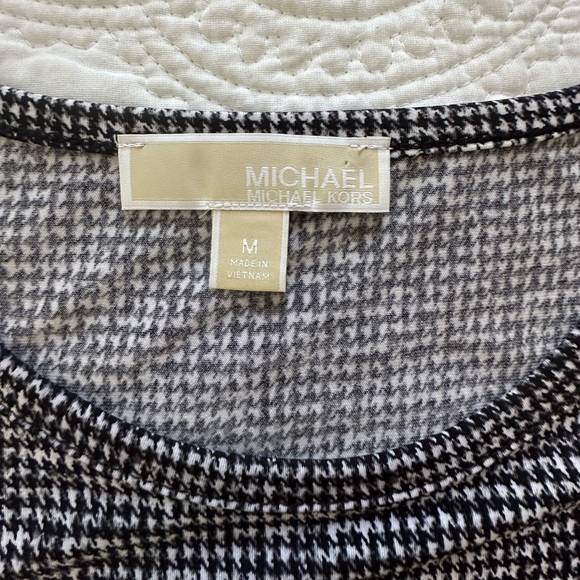 Michael Michael Kors versatile dress with a long sleeve. Size M - Picture 5 of 11